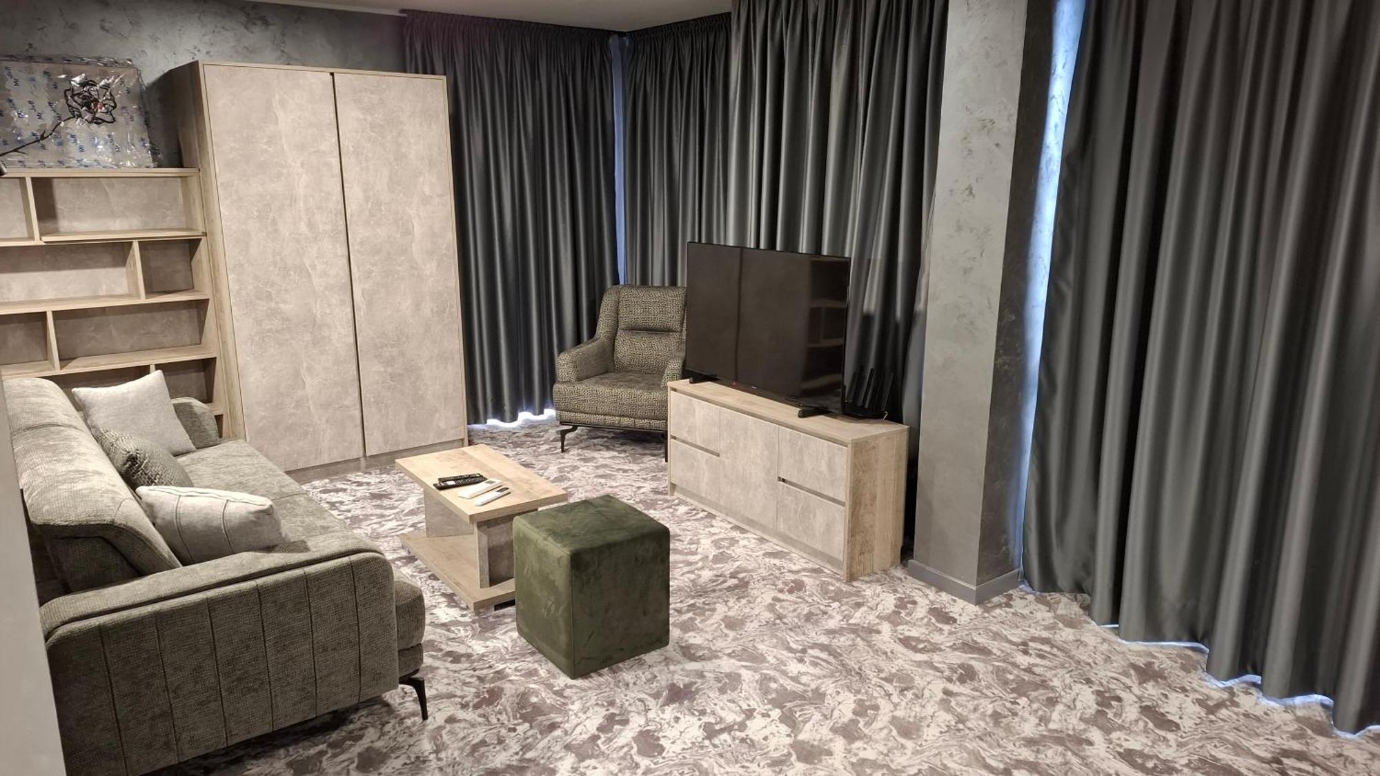 Rcr Einstein Studios 2 Sofia Luaran gambar